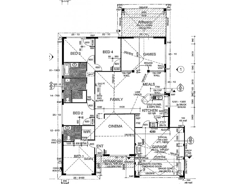 33 Edwinstone Close, Dalyellup WA 6230 Floorplan
