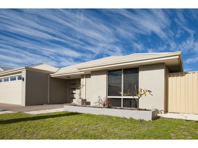 13 Beraking Loop, Dalyellup WA 6230
