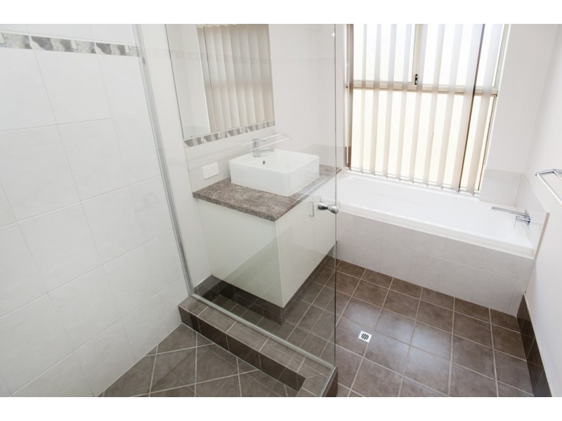 13 Beraking Loop, Dalyellup WA 6230