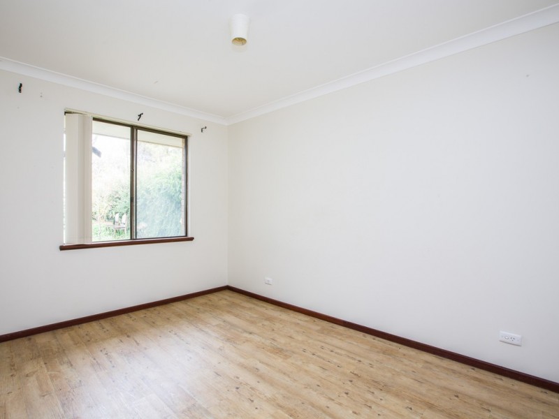 8 Armstrong Place, Dunsborough WA 6281