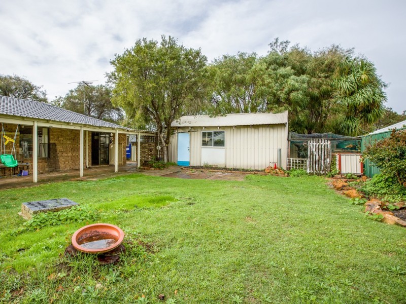 8 Armstrong Place, Dunsborough WA 6281