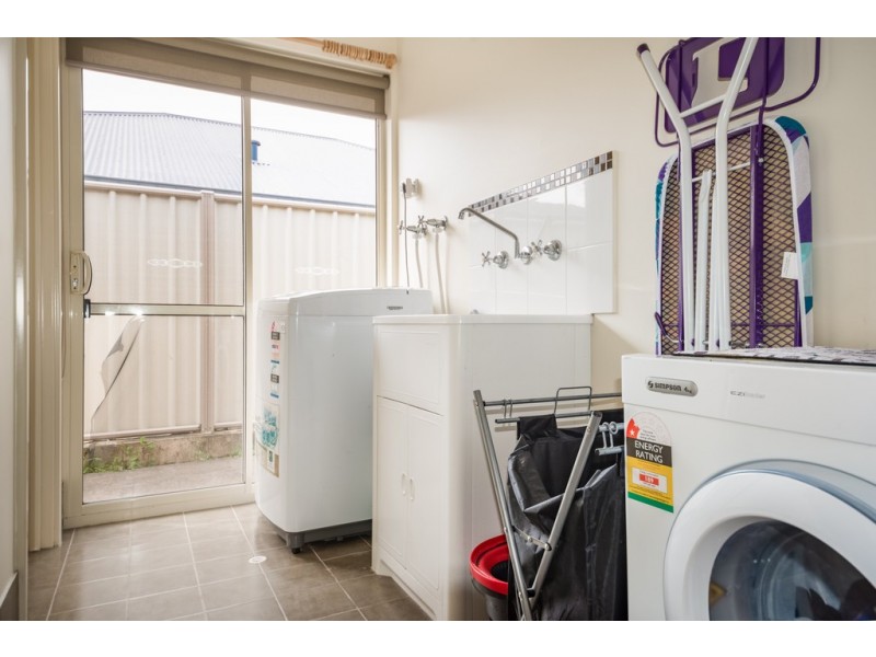 15 Zircon Way, Australind WA 6233