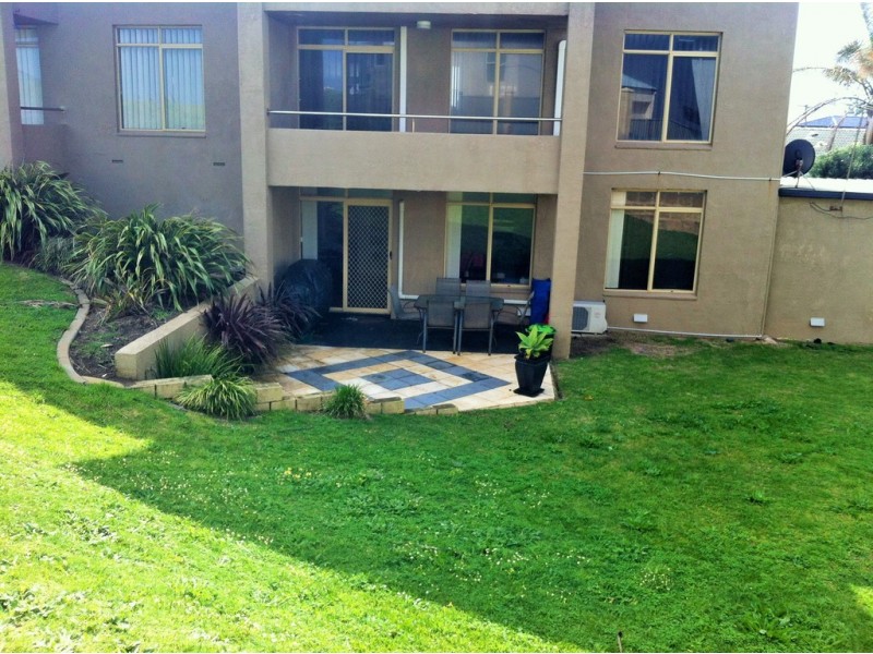 1/173 Ocean Drive, South Bunbury WA 6230