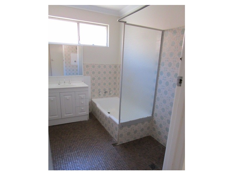 24 Adam Road, South Bunbury WA 6230