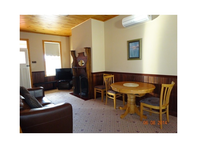 2/137 Stirling Street, Bunbury WA 6230