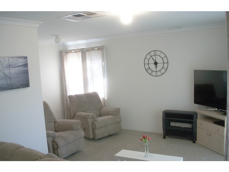 6 Birch Way, Australind WA 6233