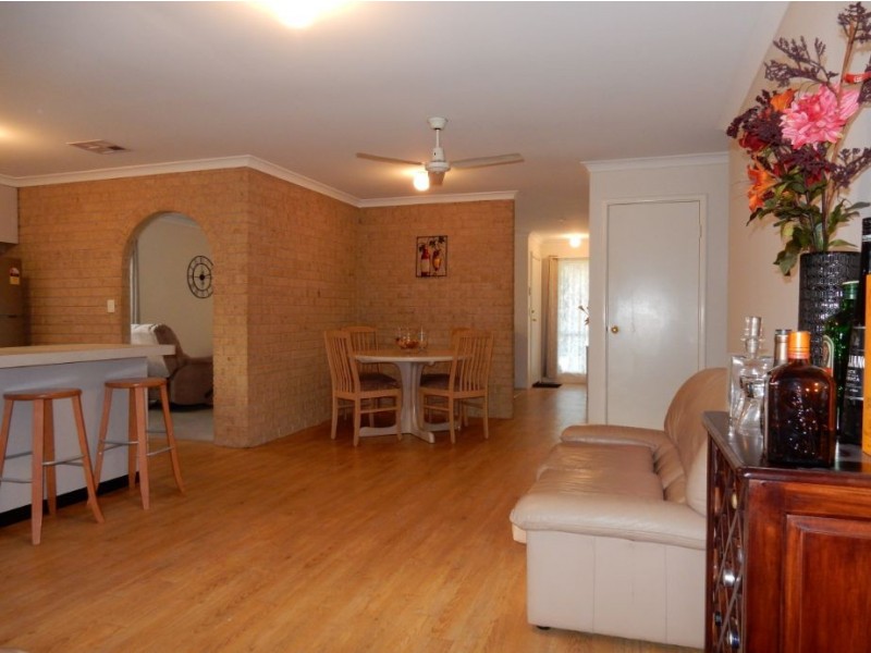 6 Birch Way, Australind WA 6233