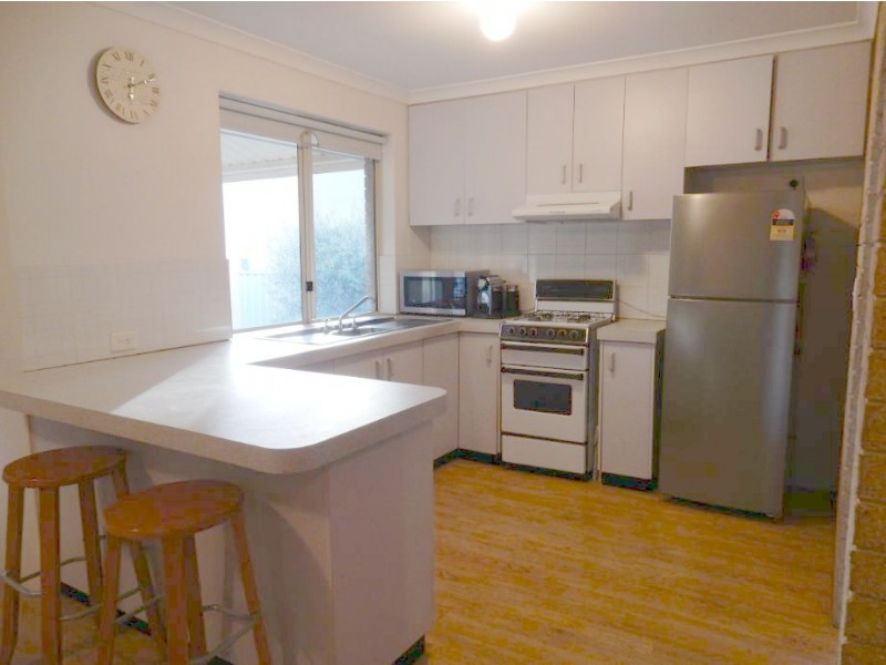 6 Birch Way, Australind WA 6233