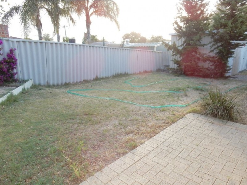6 Birch Way, Australind WA 6233
