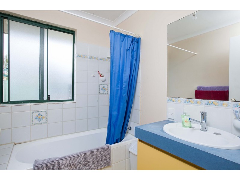 6 Kearney Way, Usher WA 6230