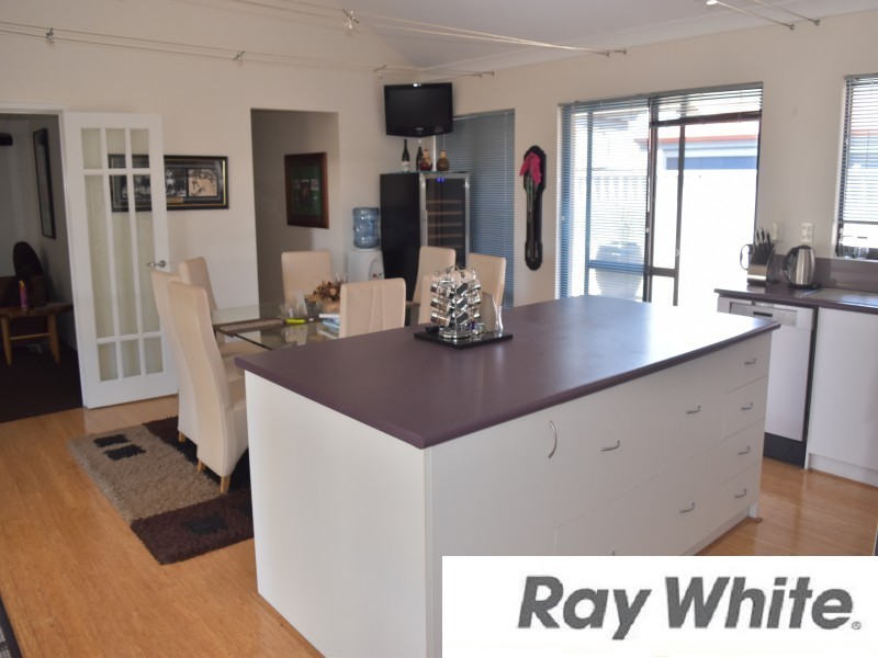 7 Cusworth Drive, Glen Iris WA 6230