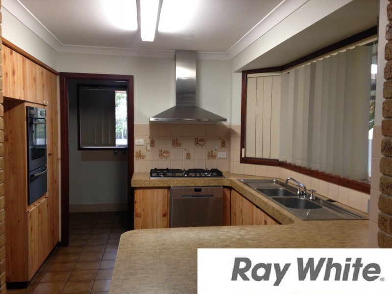 15 Armanta Drive, Carey Park WA 6230