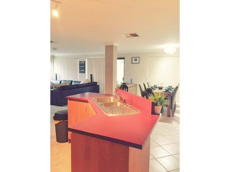 10 Condil Street, Dalyellup WA 6230