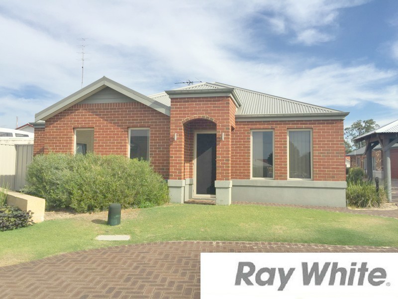 4/204 Clarke Street East, Carey Park WA 6230