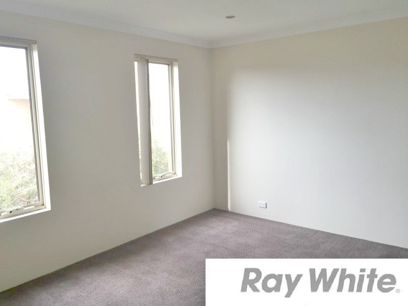 4/204 Clarke Street East, Carey Park WA 6230