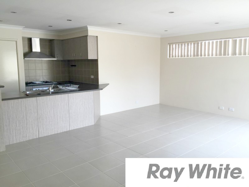 4/204 Clarke Street East, Carey Park WA 6230