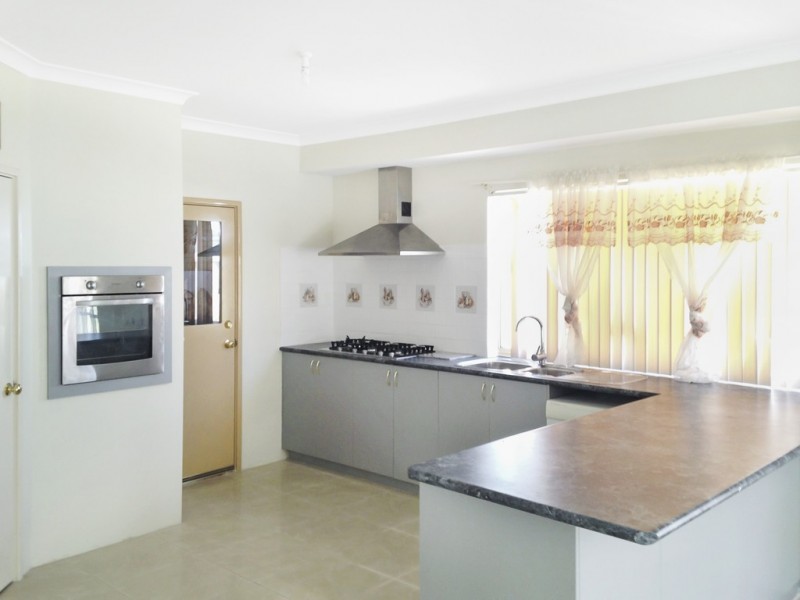 16 Sepia Approach, Dalyellup WA 6230