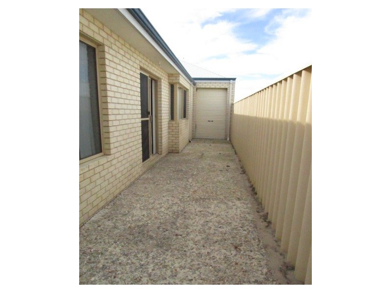 16 Sepia Approach, Dalyellup WA 6230