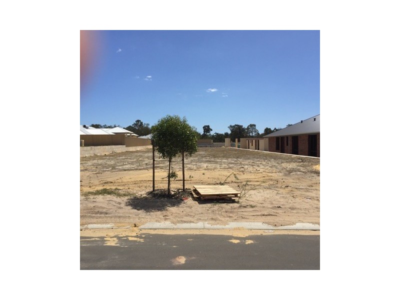 7 Myanore Way, Millbridge WA 6232