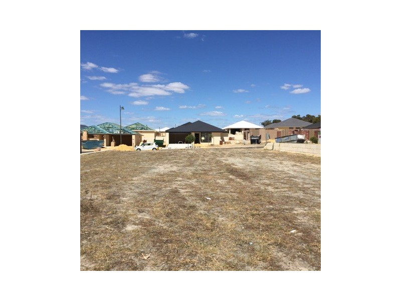 7 Myanore Way, Millbridge WA 6232