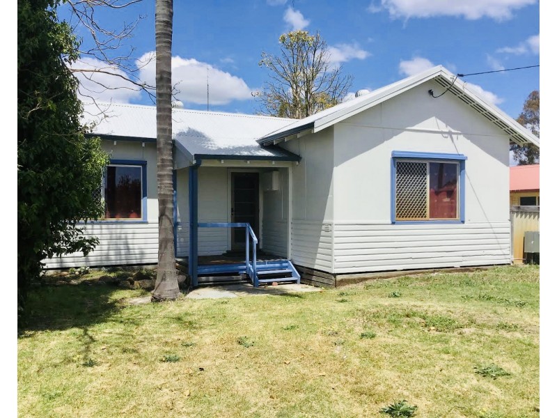 19 Boyalla Street, Carey Park WA 6230