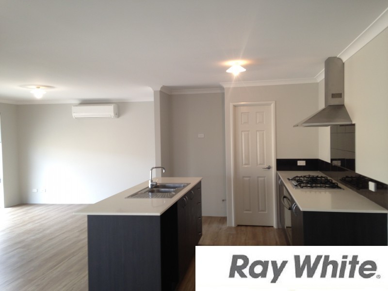 16 Waverley Road, Australind WA 6233