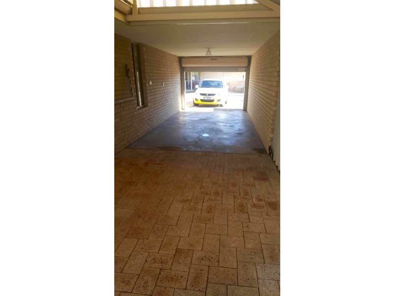 5/13 Paris Road, Australind WA 6233