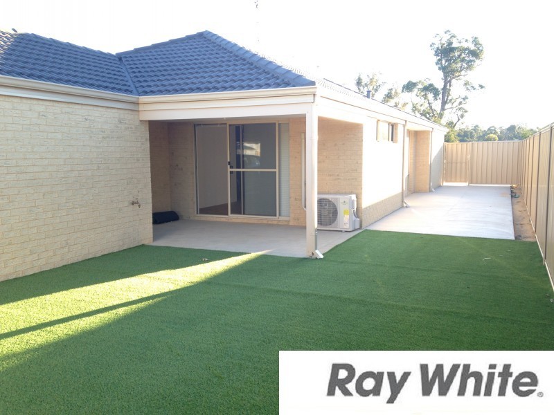 401 Parade Road, Dalyellup WA 6230