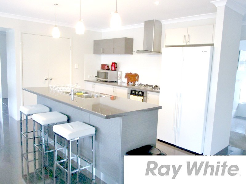 12 Colonna Street, Dalyellup WA 6230