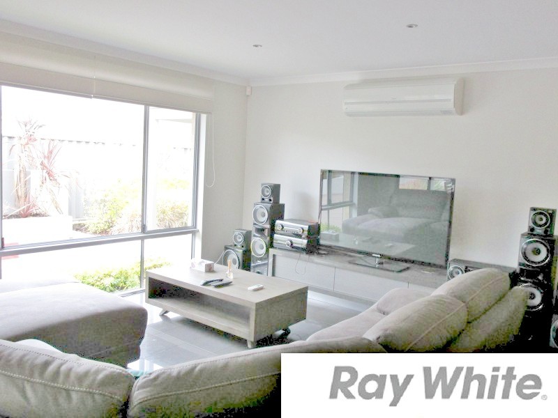 12 Colonna Street, Dalyellup WA 6230