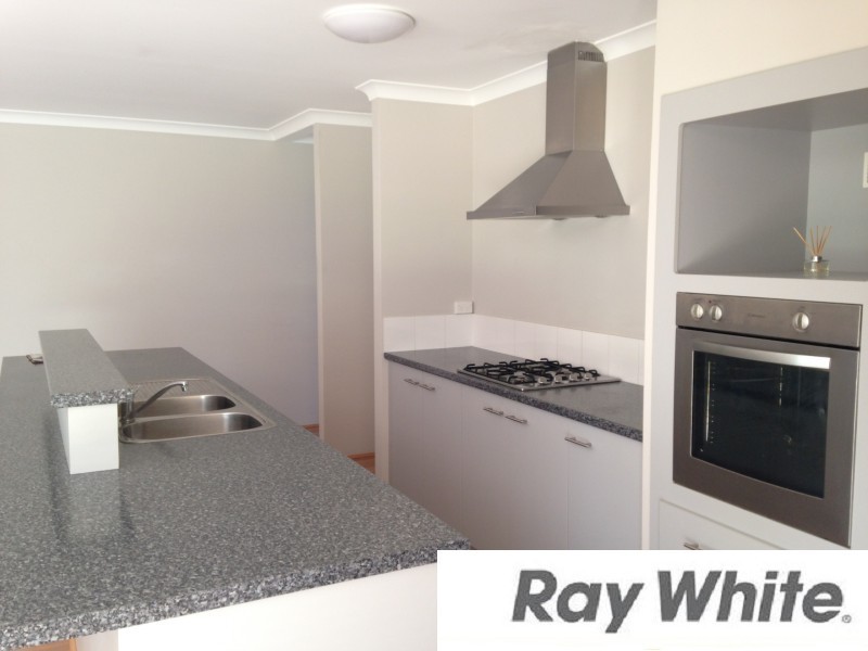 13 Cusworth Drive, Glen Iris WA 6230