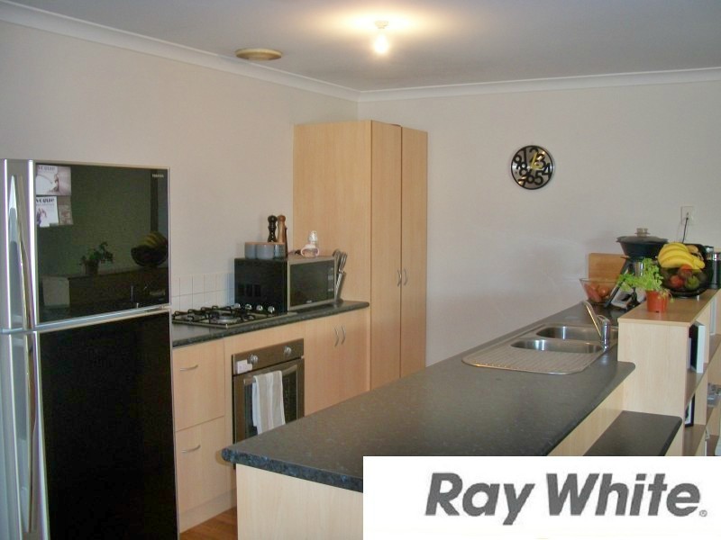 33 Swan Avenue, Millbridge WA 6232