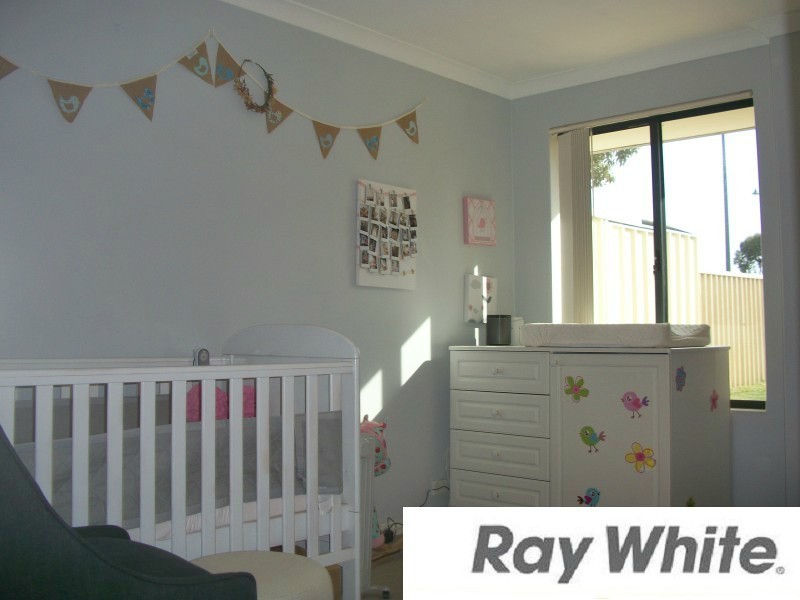 33 Swan Avenue, Millbridge WA 6232