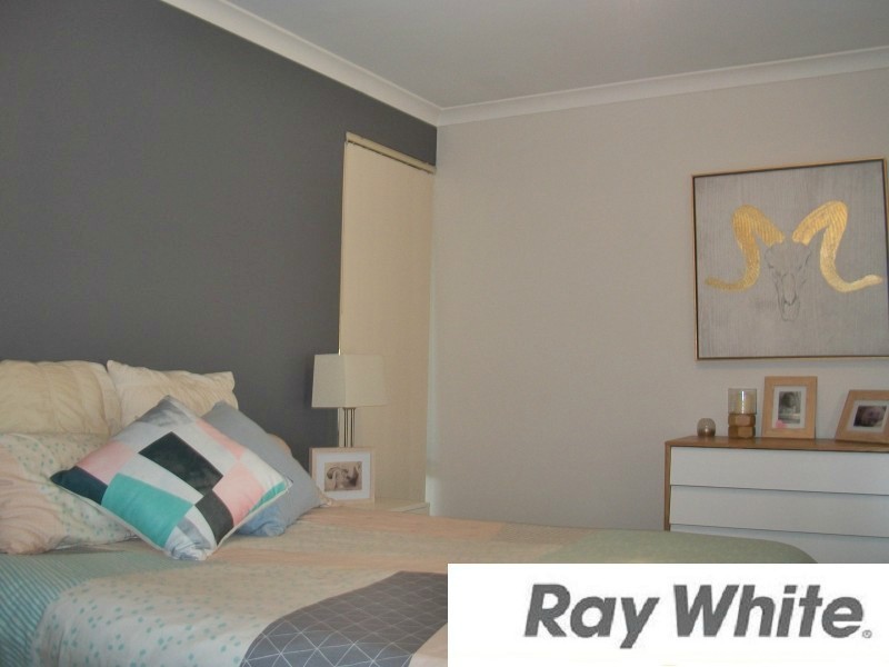 33 Swan Avenue, Millbridge WA 6232