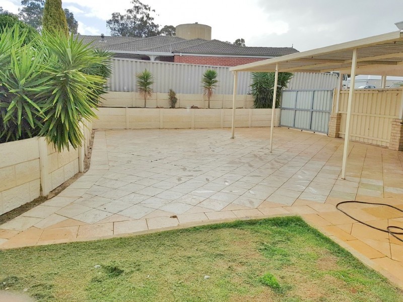 2 Whitewood Close, Eaton WA 6232