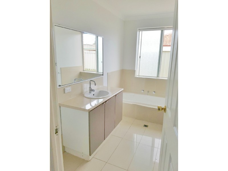 2 Whitewood Close, Eaton WA 6232