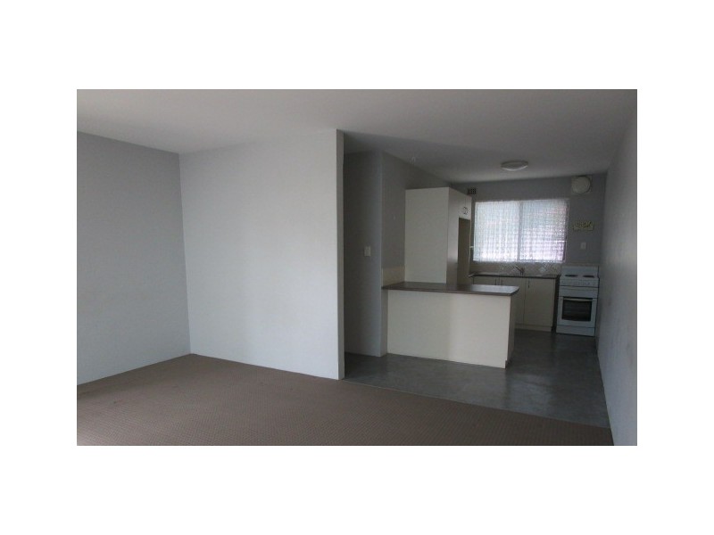 1/8 Greensell Street, Bunbury WA 6230