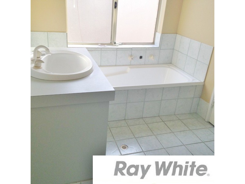 66 Winthrop Avenue, College Grove WA 6230