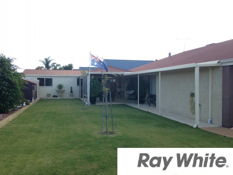 1 Cleveland Bay Avenue, Eaton WA 6232