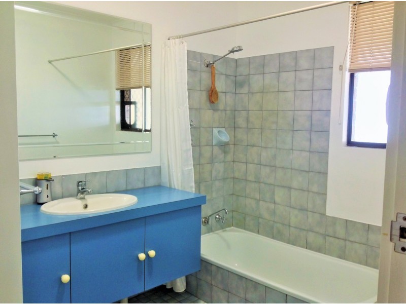 6 Parkfield Way, Australind WA 6233