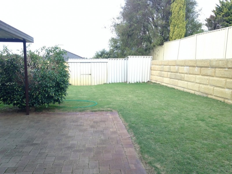 6 Parkfield Way, Australind WA 6233