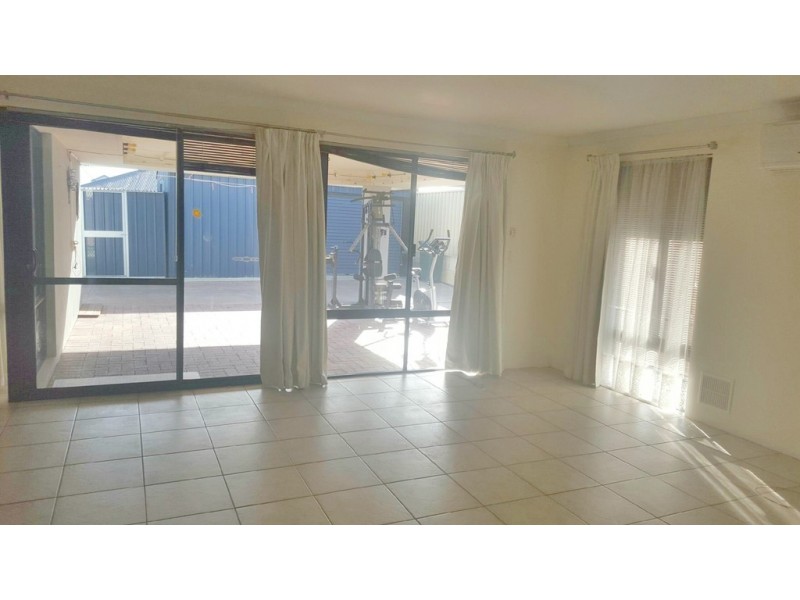 6 Tonkin Fairway, Dalyellup WA 6230