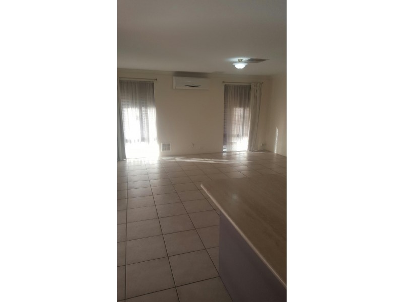 6 Tonkin Fairway, Dalyellup WA 6230