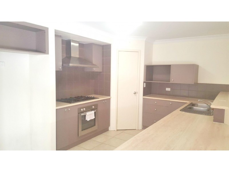 6 Tonkin Fairway, Dalyellup WA 6230