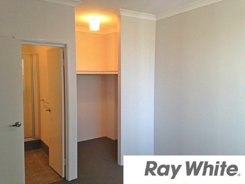 30 Arrowsmith Drive, Dalyellup WA 6230