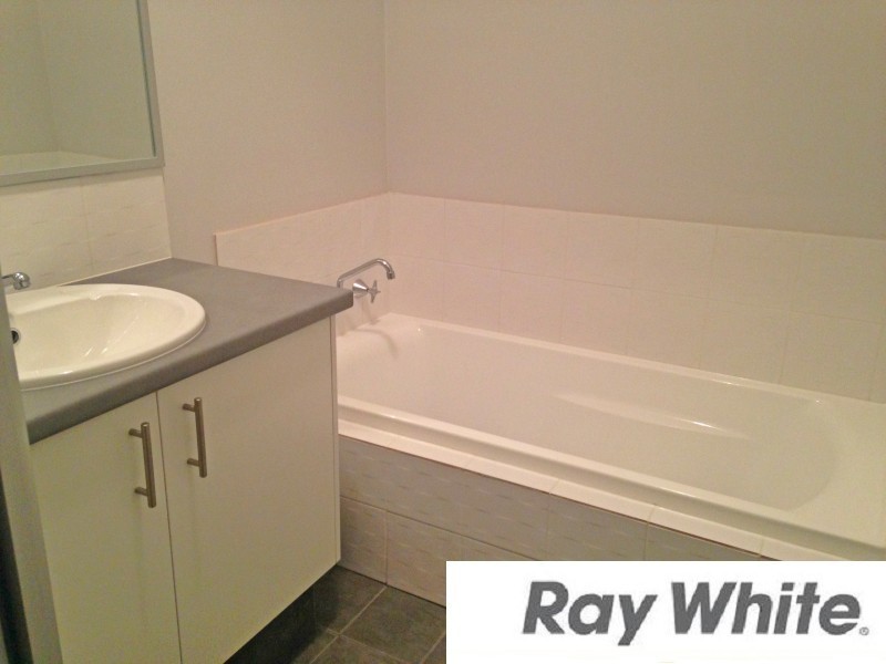 30 Arrowsmith Drive, Dalyellup WA 6230