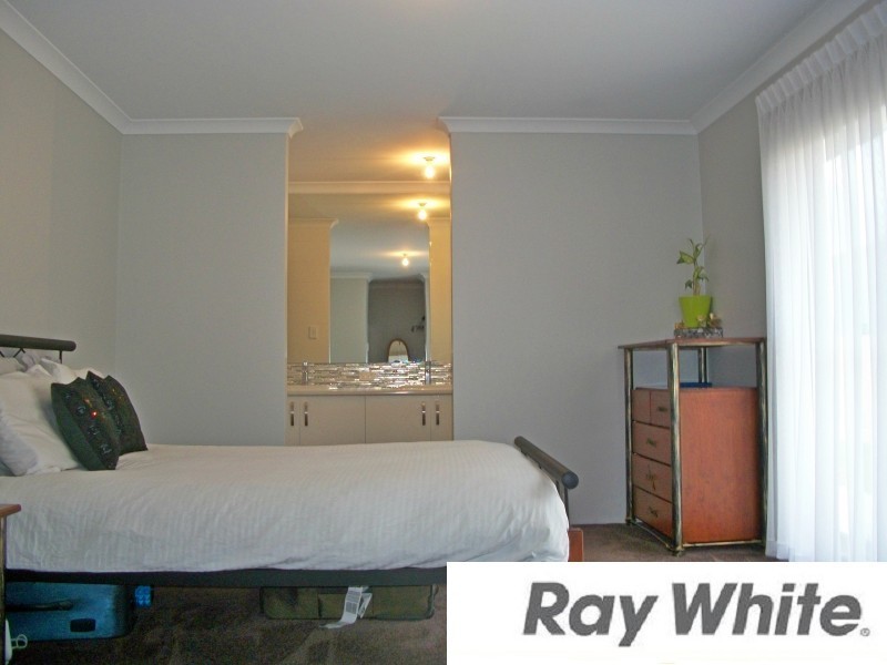 5 Arnold Link, Australind WA 6233