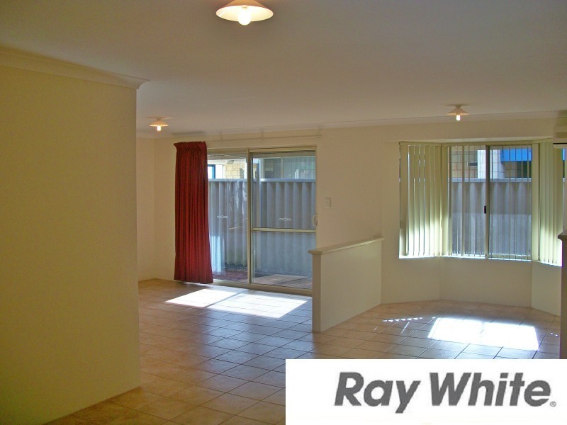 33A Blue Wren Drive, Eaton WA 6232