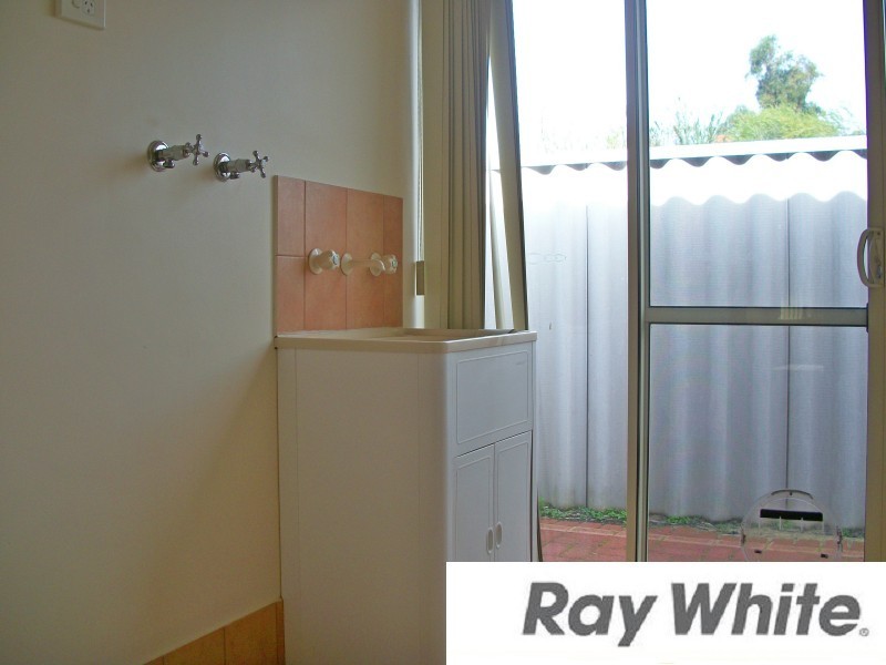 33A Blue Wren Drive, Eaton WA 6232