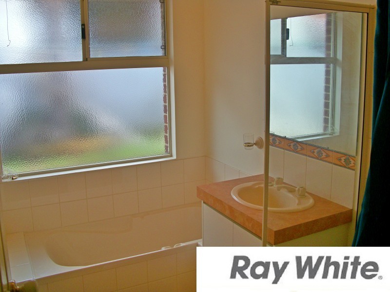 33A Blue Wren Drive, Eaton WA 6232